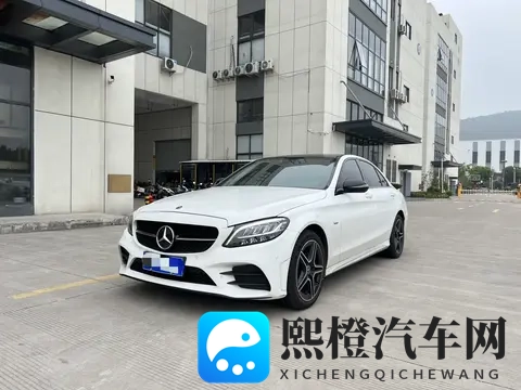 15万多拿下优雅座驾,2021款奔驰C级,都市白领新选择?-3