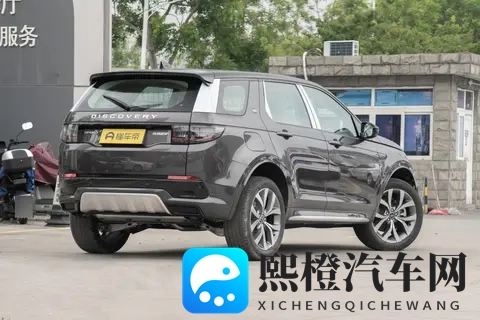 娘在狗子背上用手写字说长大了：母爱书写成长足迹，狗背留痕见证成长-1