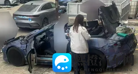 王传福要把“敞篷价格”打下来?疑似比亚迪新车曝光!-2