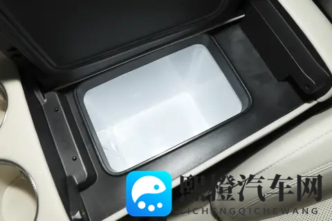 2029万起售，配华为辅助驾驶，新款岚图知音香吗？-1