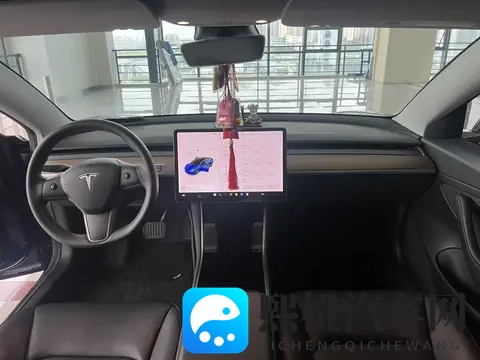 三年车龄Model3，10万出头体验未来科技-3