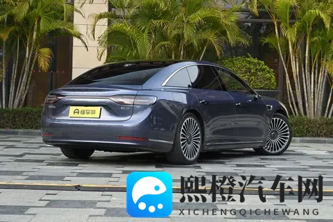 新款享界S9上市,新能源中大型轿车新选择-1