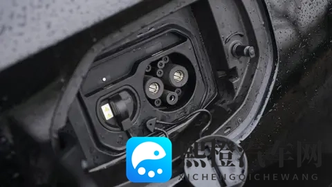 五菱星光EV 610km智能旗舰型：12万级纯电闭眼入-3