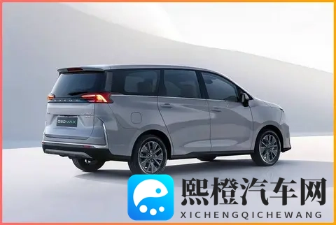 15万级MPV选择困难，混动还是燃油，这个问题的答案是什么？-3