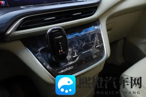 23款别克GL8陆尊，准新一手车，20T+9AT，宜商宜家！-3