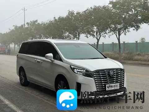 2088万拿下准新一手别克GL8,宜商宜家的陆上公务舱-3