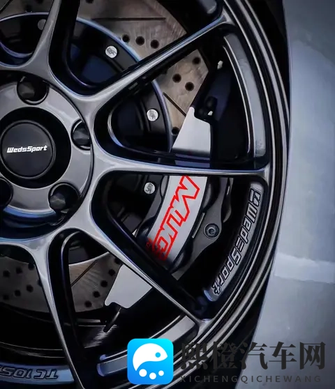 本田雅阁改装MUC前轮CX4四活塞刹车卡钳-3