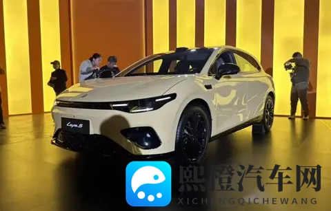 零跑Lafa5开启预售，1059万起实现你的“拉法梦”-2