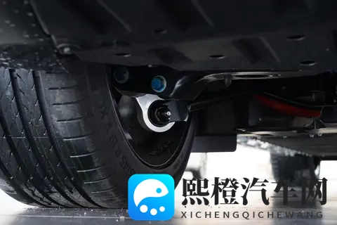 激光雷达、骁龙8295芯片,15万级中大型轿跑,eπ007+真的香?-1