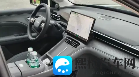 埃安首款增程+纯电车型，广汽埃安AION i60预售价1198万元起-3