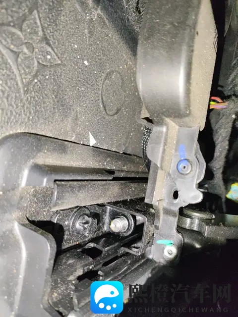 23款奔驰GLC七座版,8万公里,宜商宜家,296万拿下!-3