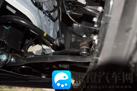 选家轿怕踩坑？逸动和帝豪比完，答案很明显-1