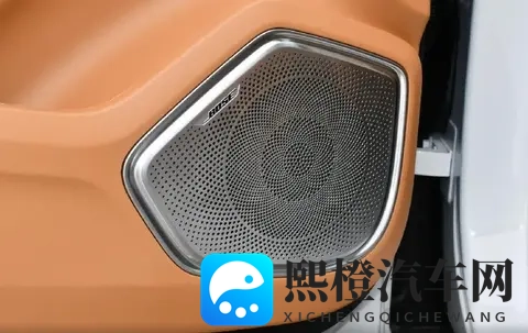 领克09探索版上市,配L2辅助驾驶和全时四驱,限时1988万起-3