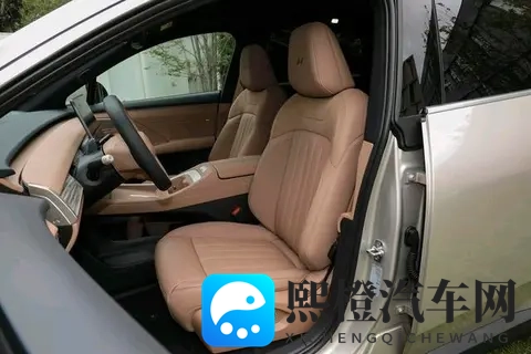 小鹏达成百万台整车下线，小鹏X9 超级增程领衔登陆广州-1