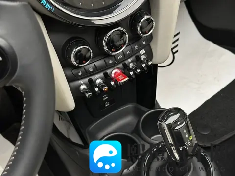 准新MINI敞篷版,20T艺术家,26万多带回家!-1