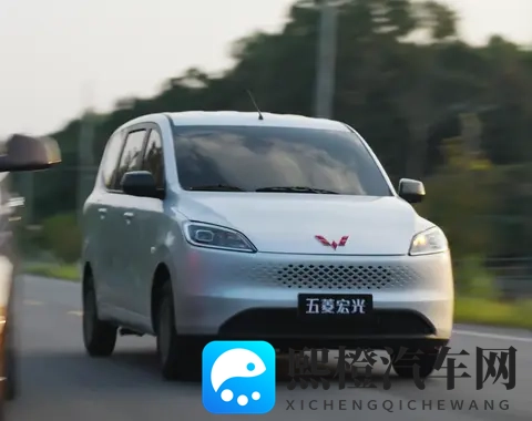 新款五菱宏光家族上市，还能再续“神车”传奇吗？-1