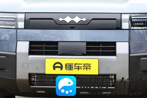 试了方程豹钛7之后,感觉生活都轻快不少,适合全家一起出游-3