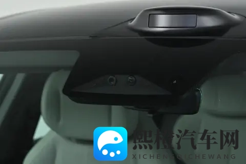 26款深蓝L06,轴距2米9,续航670公里,城区高速导航辅助驾驶-3