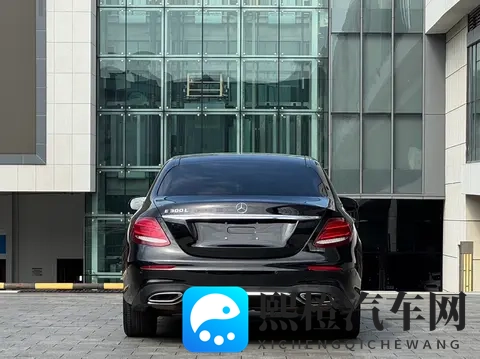 23万多拿下行政座驾，18款奔驰E300L，商务家用皆宜-3