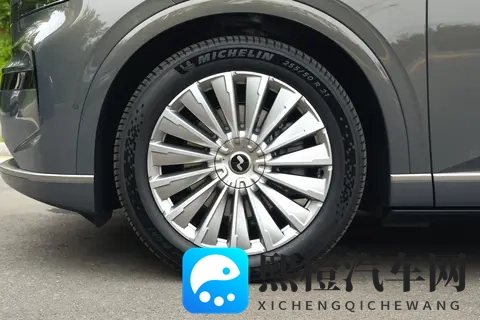 乐道 L90:纯电 + 换电 + 超大前备舱,大五座大三排都绕不开-3