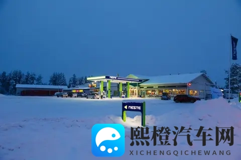 黄色软件网站下载3.0.3免费oppo版破解装扮版大全:免费OPPO版破解黄软大全下载,含3.0.3装扮版-1