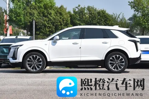 凯迪拉克XT5全系车型配置差异分析，哪个版本更适合你-2