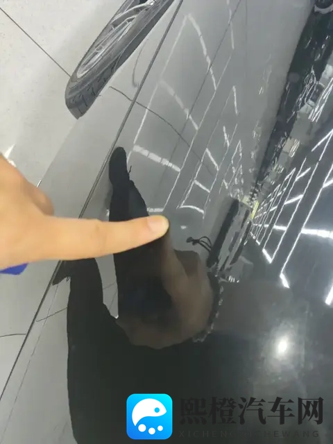 59万拿下21年一手宝马7系,享受行政级舒适-2