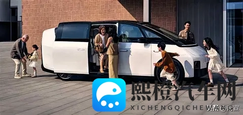 理想MEGA自燃后,老汤哥先斩后奏,李想没插手却最懂-2