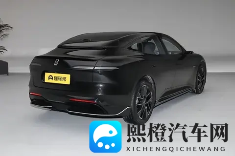 20万预算买“新豪华”？这台国产车把年轻人想要的全安排上了-2