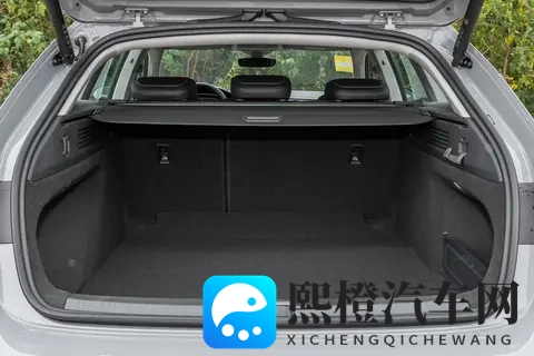 大众CC猎装车，两款不同配置车型怎么选？-1