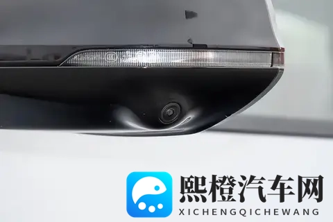 10万级纯电家轿的均衡标杆，它的“实在”，体现在每个细节-2