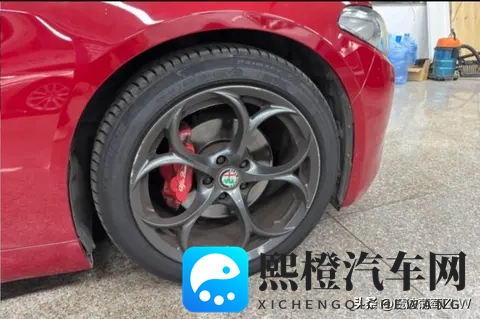 比3系能打,却被说不如BBA?这台意式轿跑凭啥让人为它争破头-3