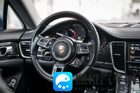 【网通社快报】岚图梦想家四座版广州车展上市，豪华配置与插混动力亮相-1