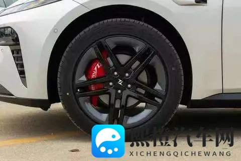 15万买新能源车，东风这款车的“+”号到底加了啥？看完心里有数-1