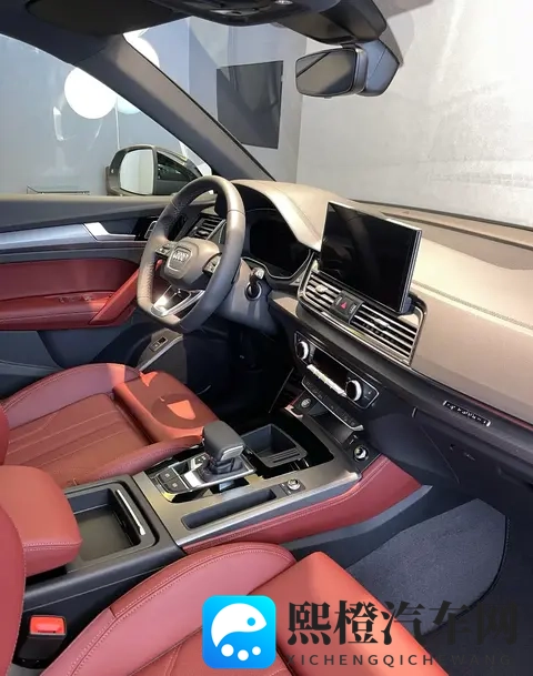 疯了!奥迪Q5L裸车跌破7折,比奔驰GLC省5万,比宝马X3多四驱!-1