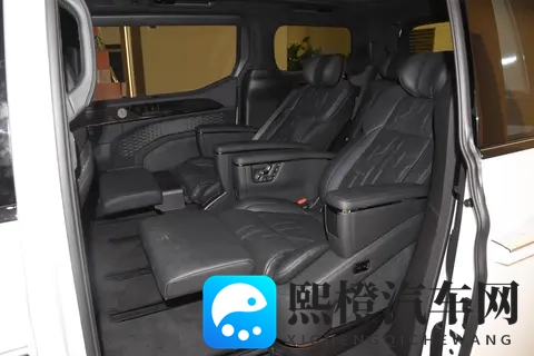 极氪009十一月限时购车权益开启，有机会获得“锦鲤家庭三亚游”-2