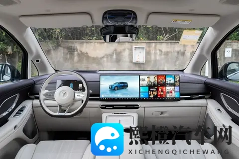 2026款岚图梦想家 PHEV：家用商用都合适，细节里藏着温度-2