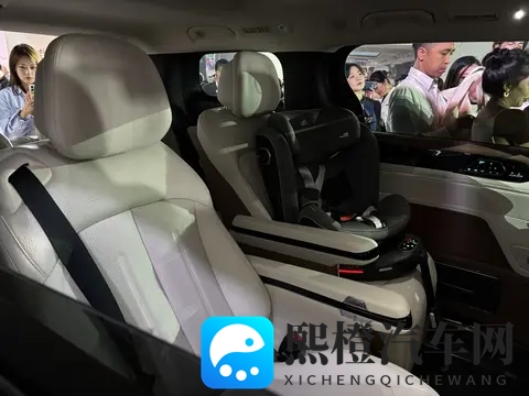 油耗49L，2026款比亚迪夏降价增配，向丰田赛那出狠招？-1