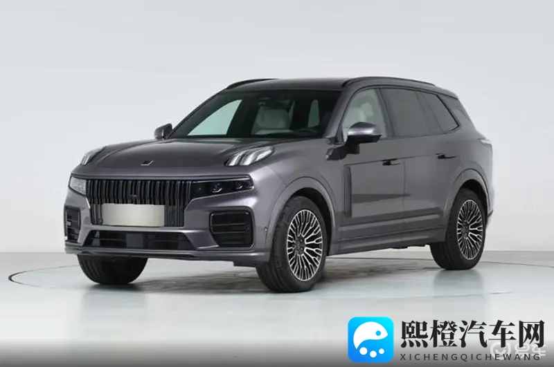 男女上床打扑克:男女同床共度夜,娱乐打牌享欢愉-1