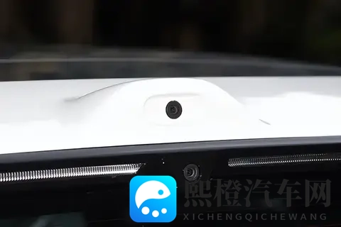 20万级就能上车！这款中型SUV配华为乾崑ADS 4，智能强-1