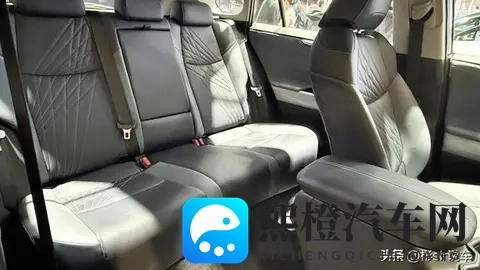 动漫美女裸体自慰直播:网络直播:动漫人物裸露自慰行为-1