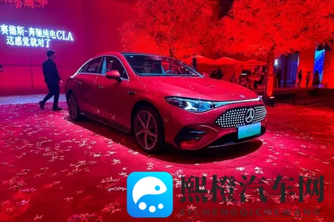 白妞大战两个黑人巨大:新车型白妞崛起,挑战汽车界两大巨头-3