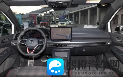 想买性能“小钢炮”,不妨看看26款高尔夫GTI,德系调校有韵味?-3