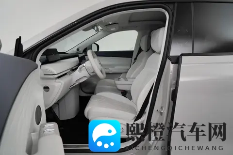 17万起买豪车?这车续航1600km,配置拉满,家用必看!-1