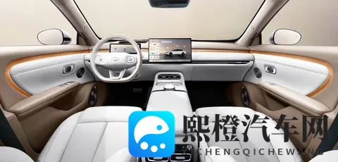 1秒1公里_后排带按摩!试完长安启源A06,我发现了「反向虚标」-1