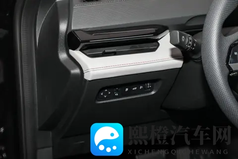 长安启源A06:800V+全铝悬架,15万级全能家轿?-1