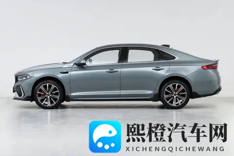 燃油车也能玩豪华?吉利星瑞全新东方曜实测,五大亮点刷新认知-1