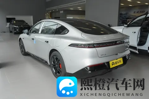 里程无忧的轿跑新姿态：东风奕派eπ007+增程版深度体验-2