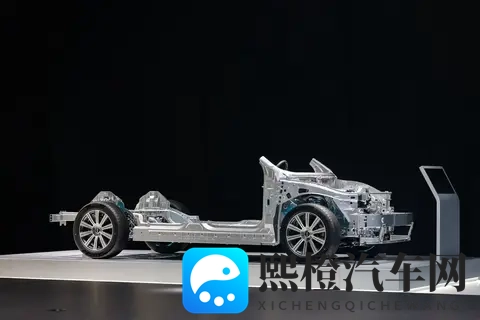 成人影视av：成人电影内容精选集-3