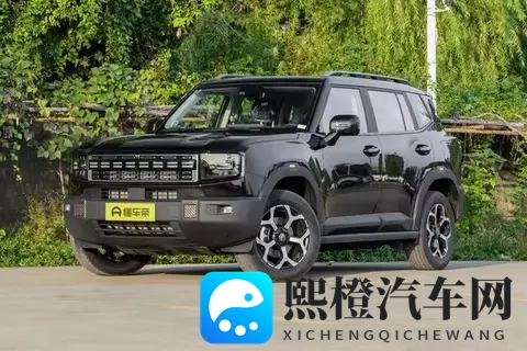 四驱版来了!这台15万级SUV可城可野,适合全家出游-1